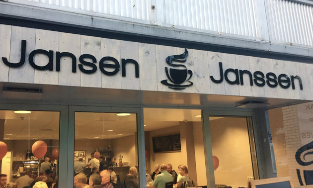 Jansen & Janssen - Coffee & More, Thee gebak en meer voor 2 personen ...